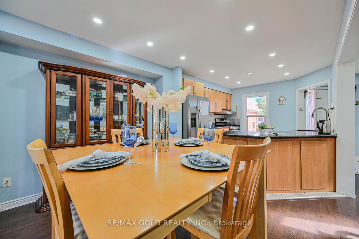 39 Blue Spruce Street
