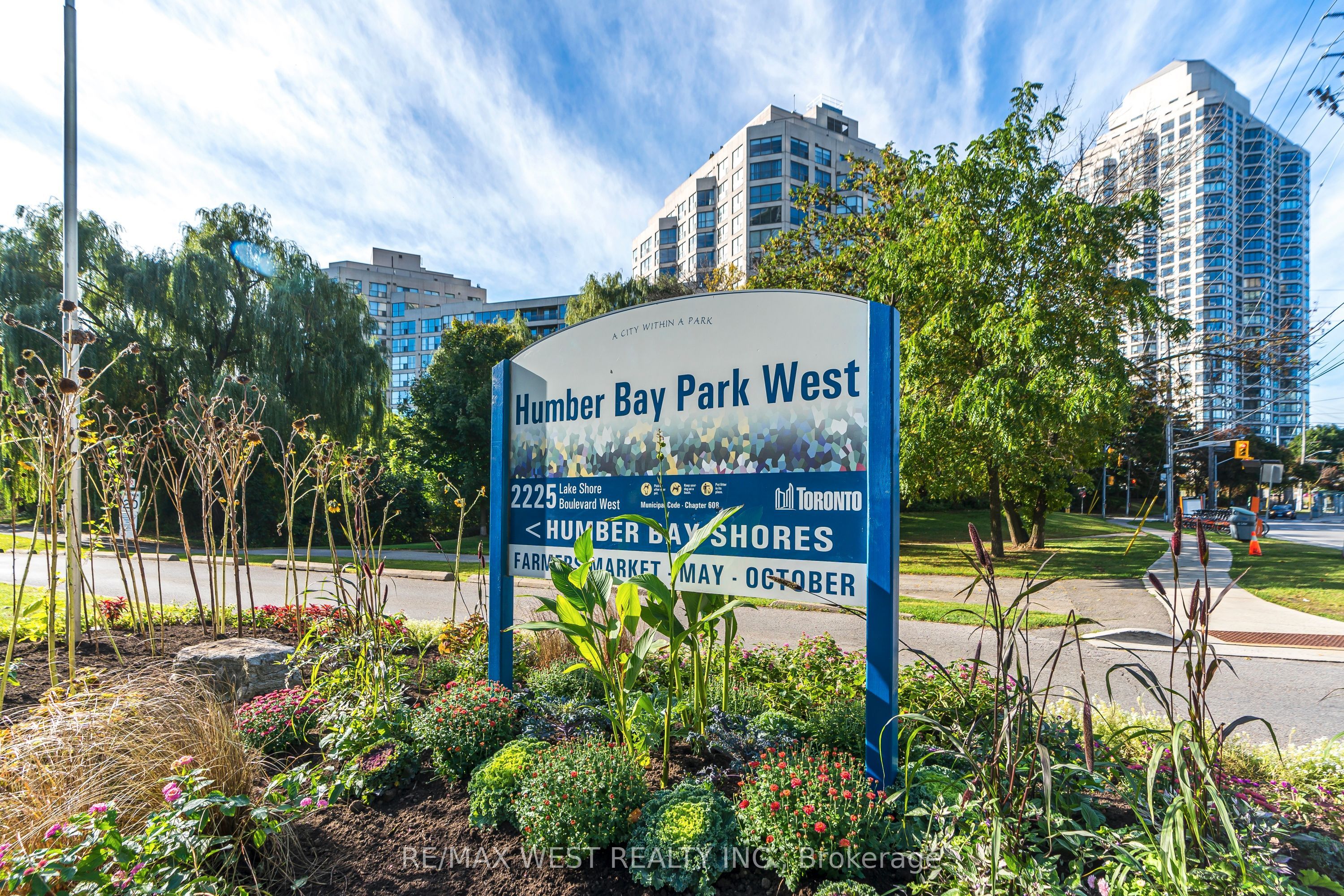 10 Park Lawn Road #1705