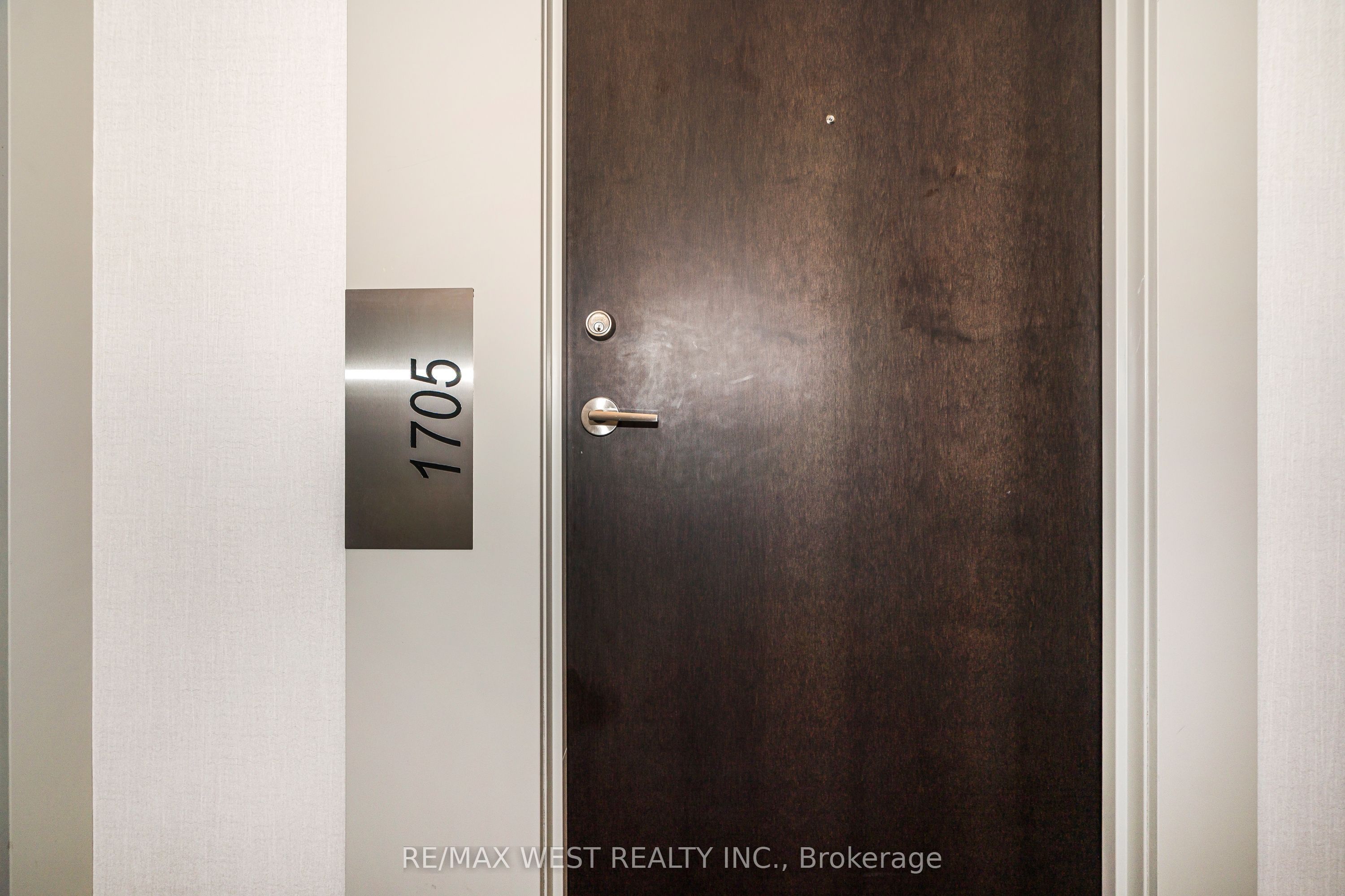 10 Park Lawn Road #1705