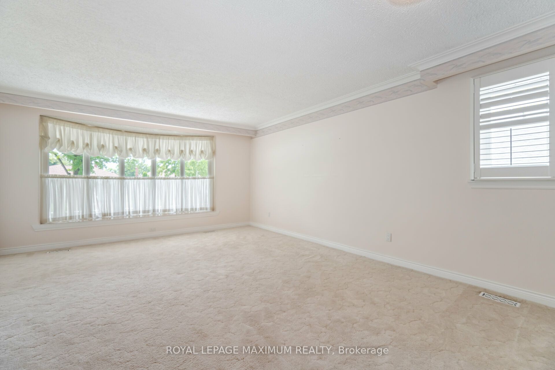 30 Guernsey Drive