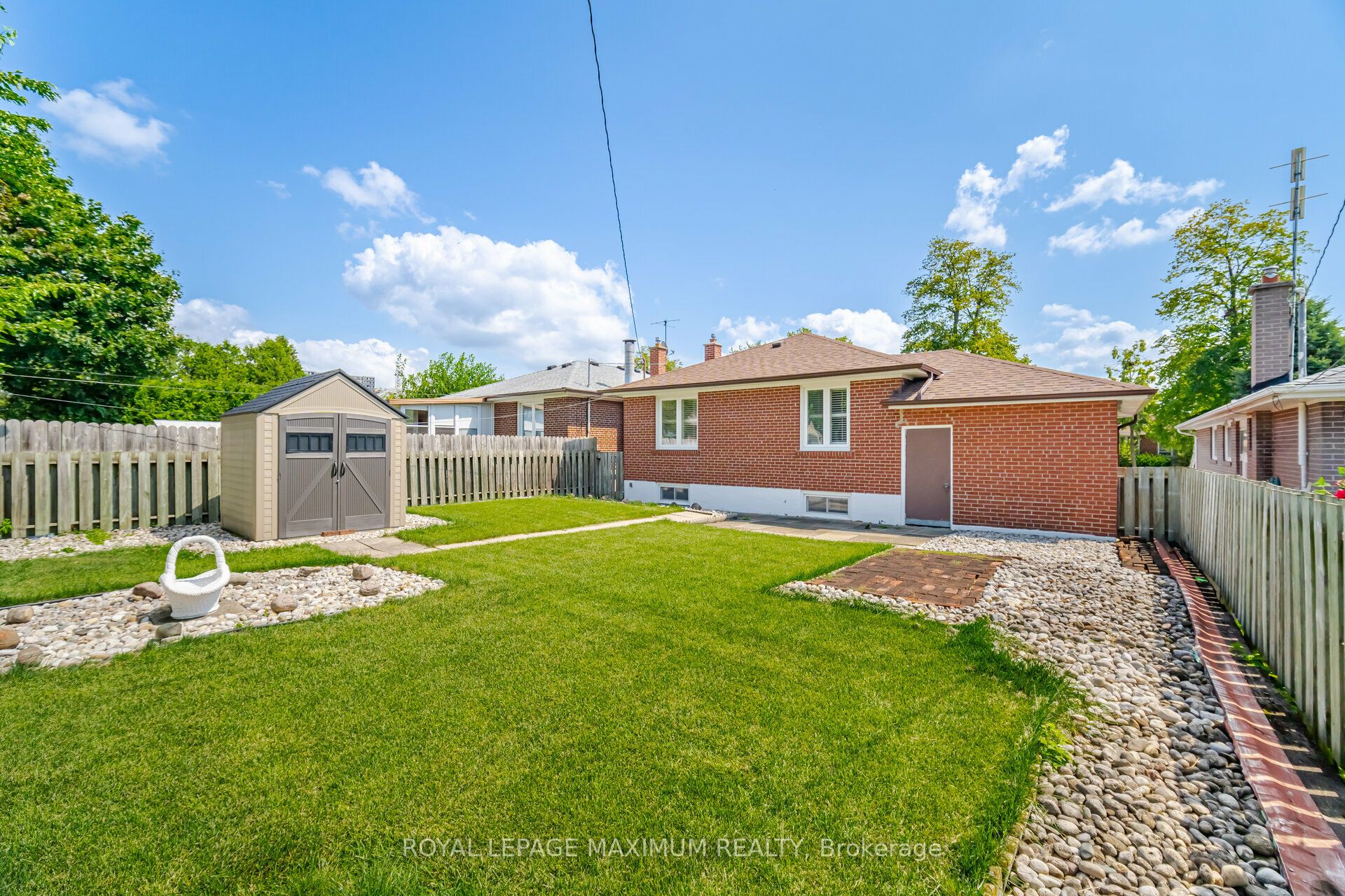 30 Guernsey Drive