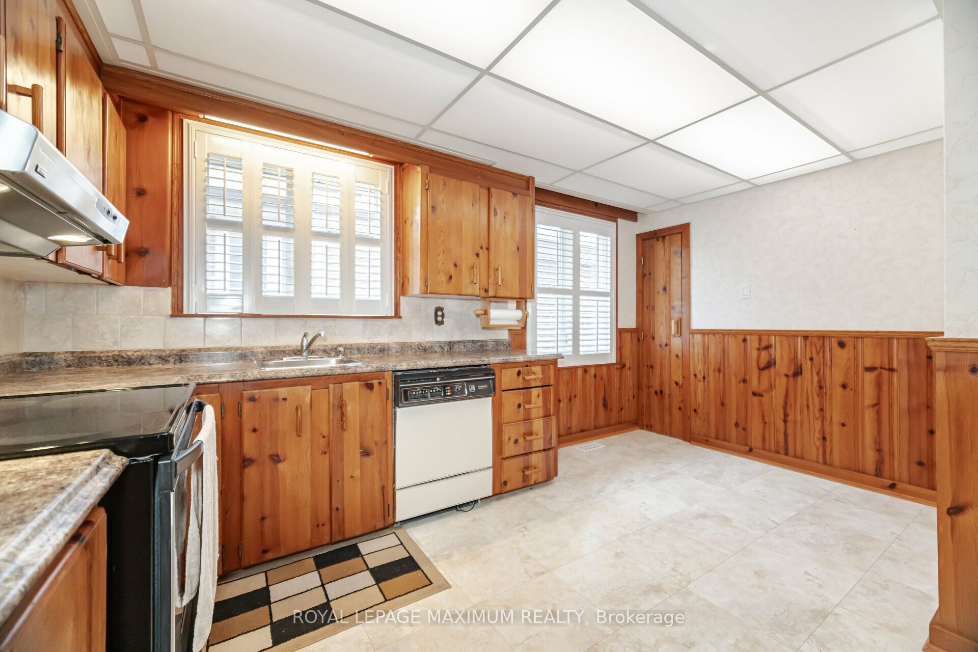 30 Guernsey Drive