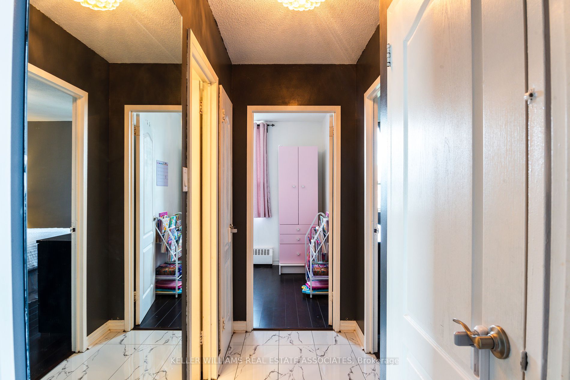 3145 Queen Frederica Drive, #802
