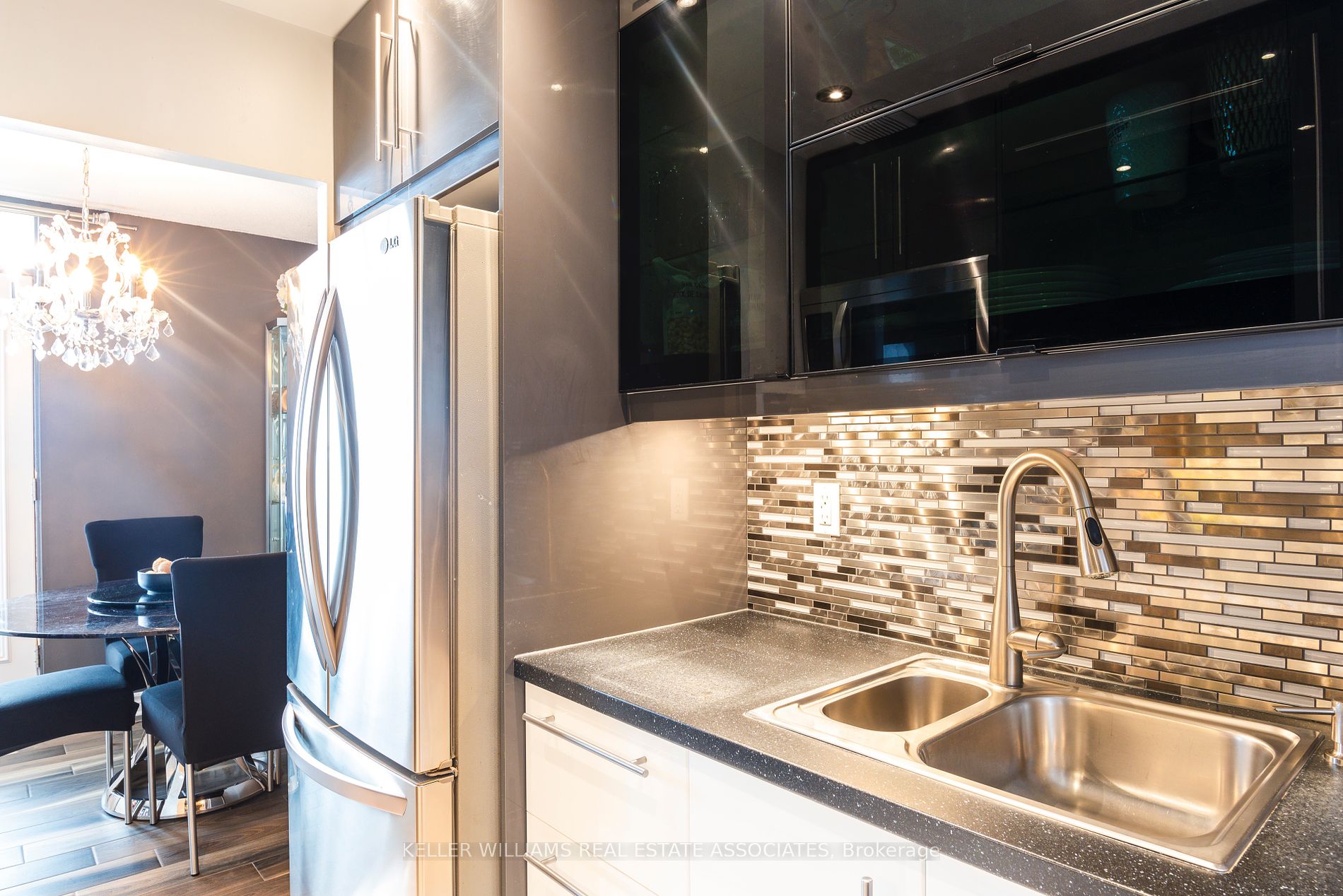 3145 Queen Frederica Drive, #802
