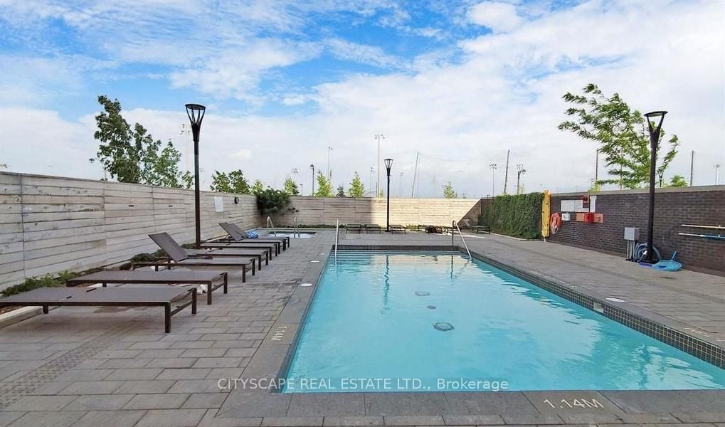 1050 Main Street E #312