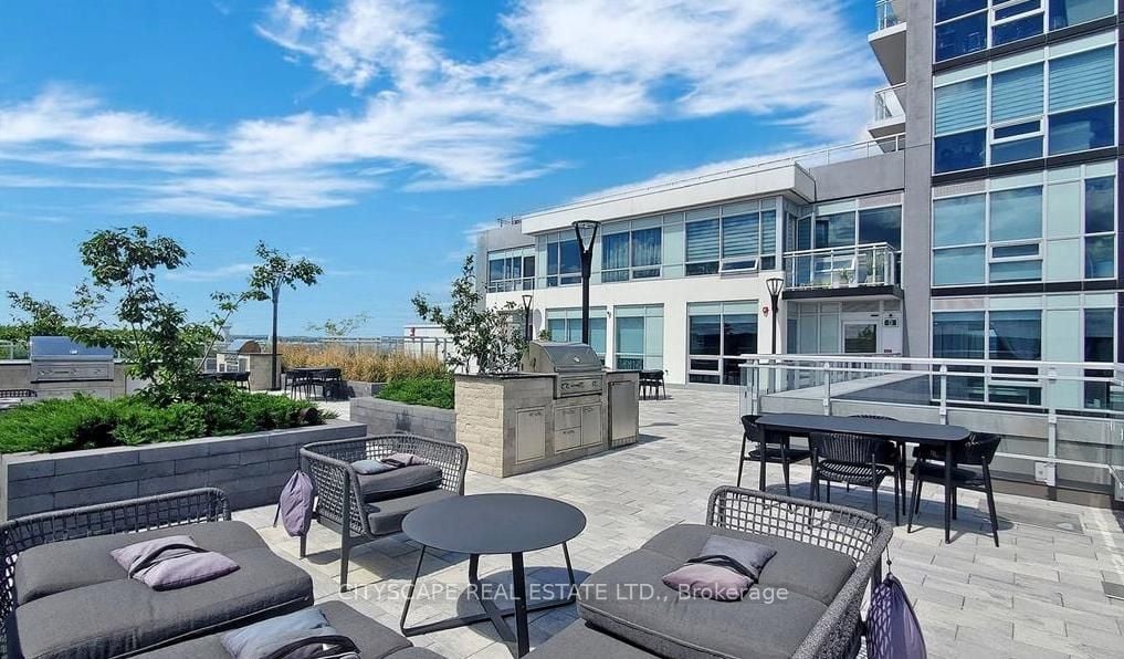 1050 Main Street E #312
