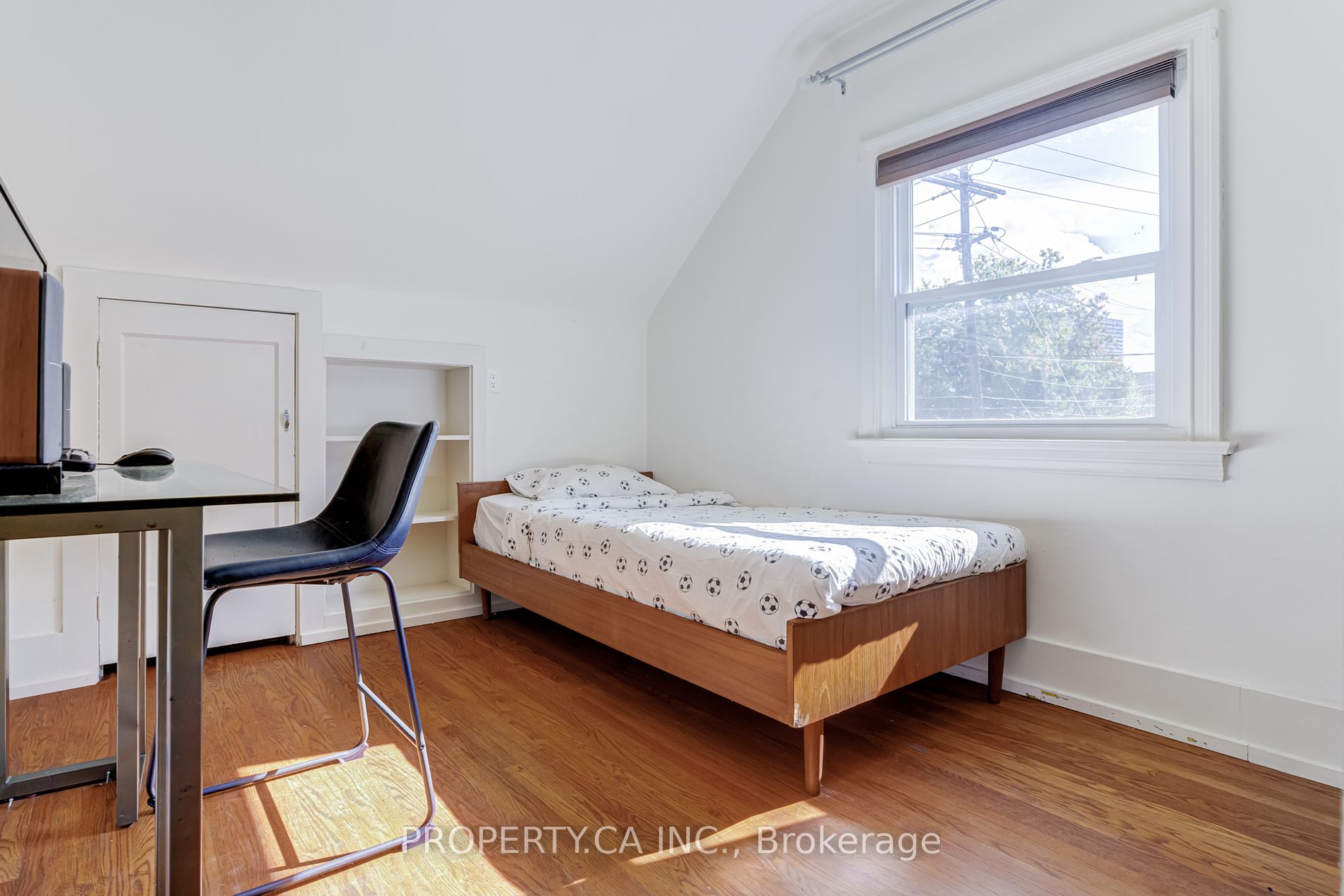 50 South Kingsway