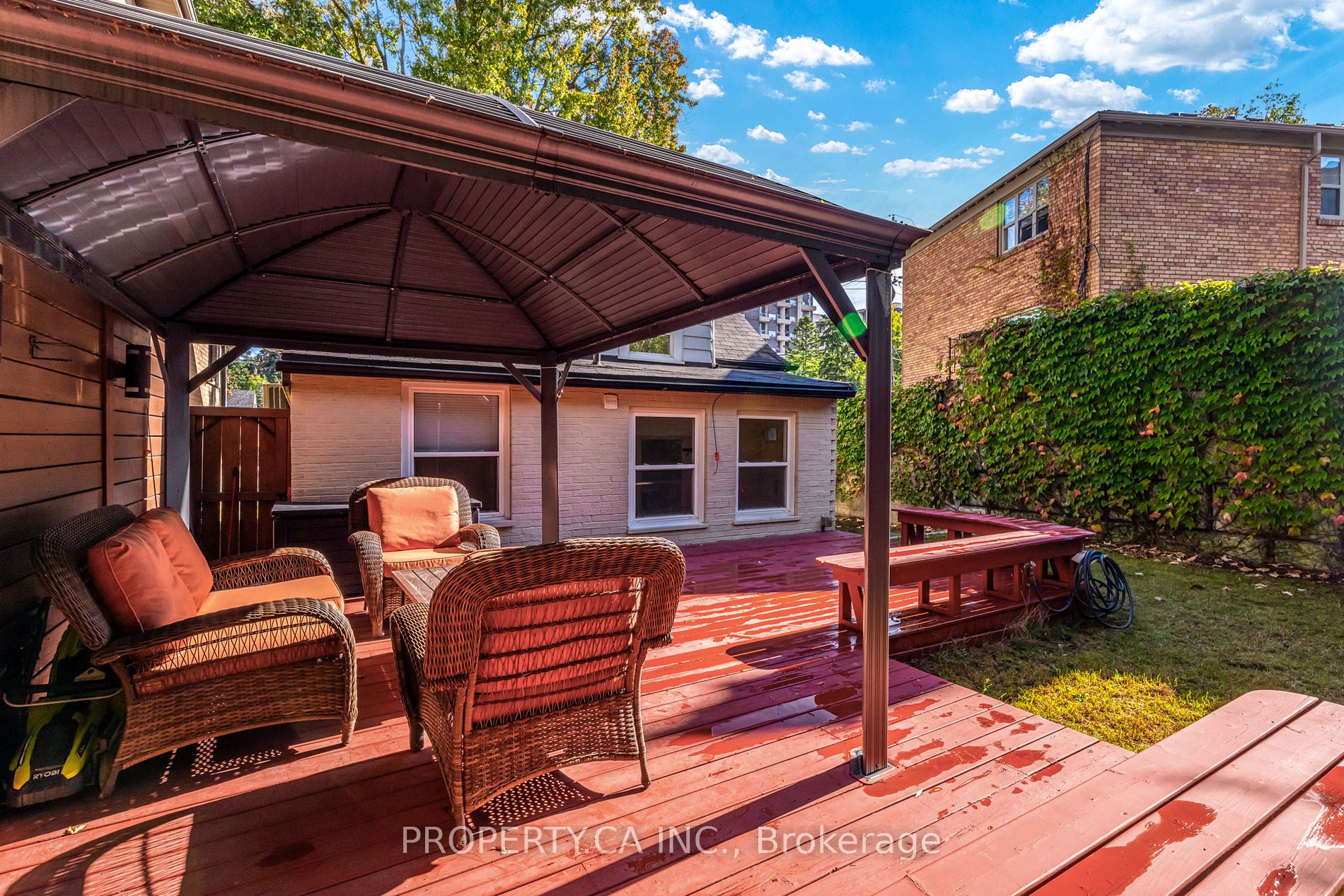 50 South Kingsway