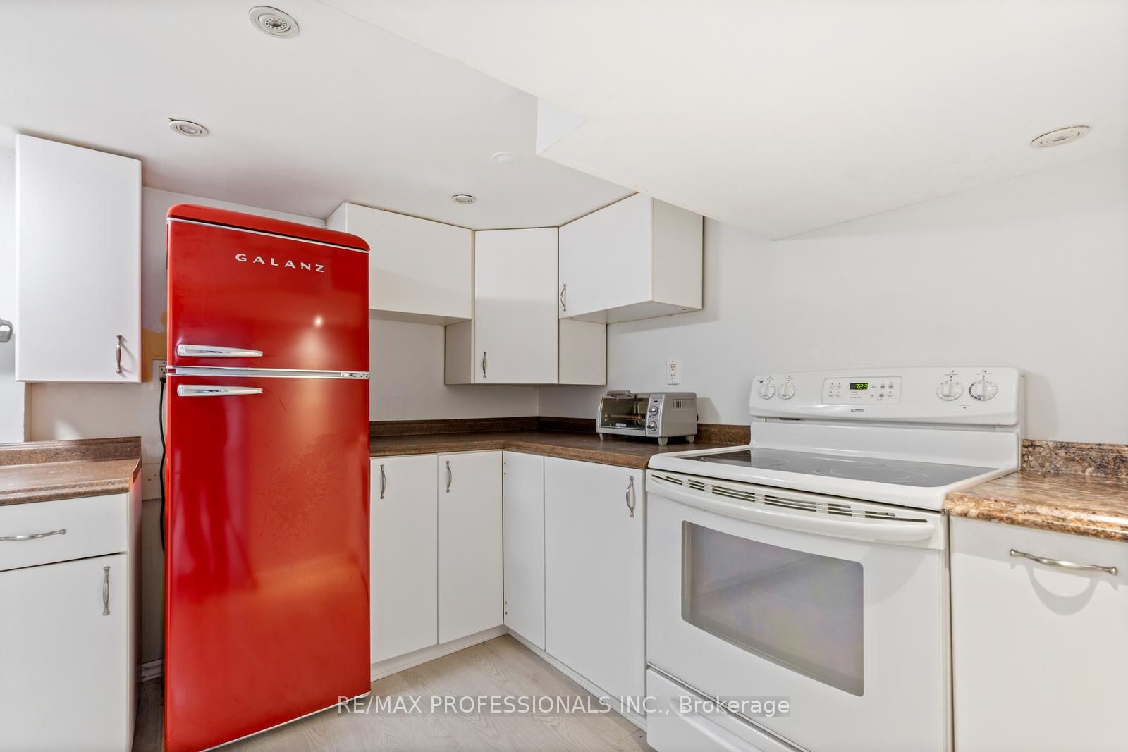 17 Delma Drive