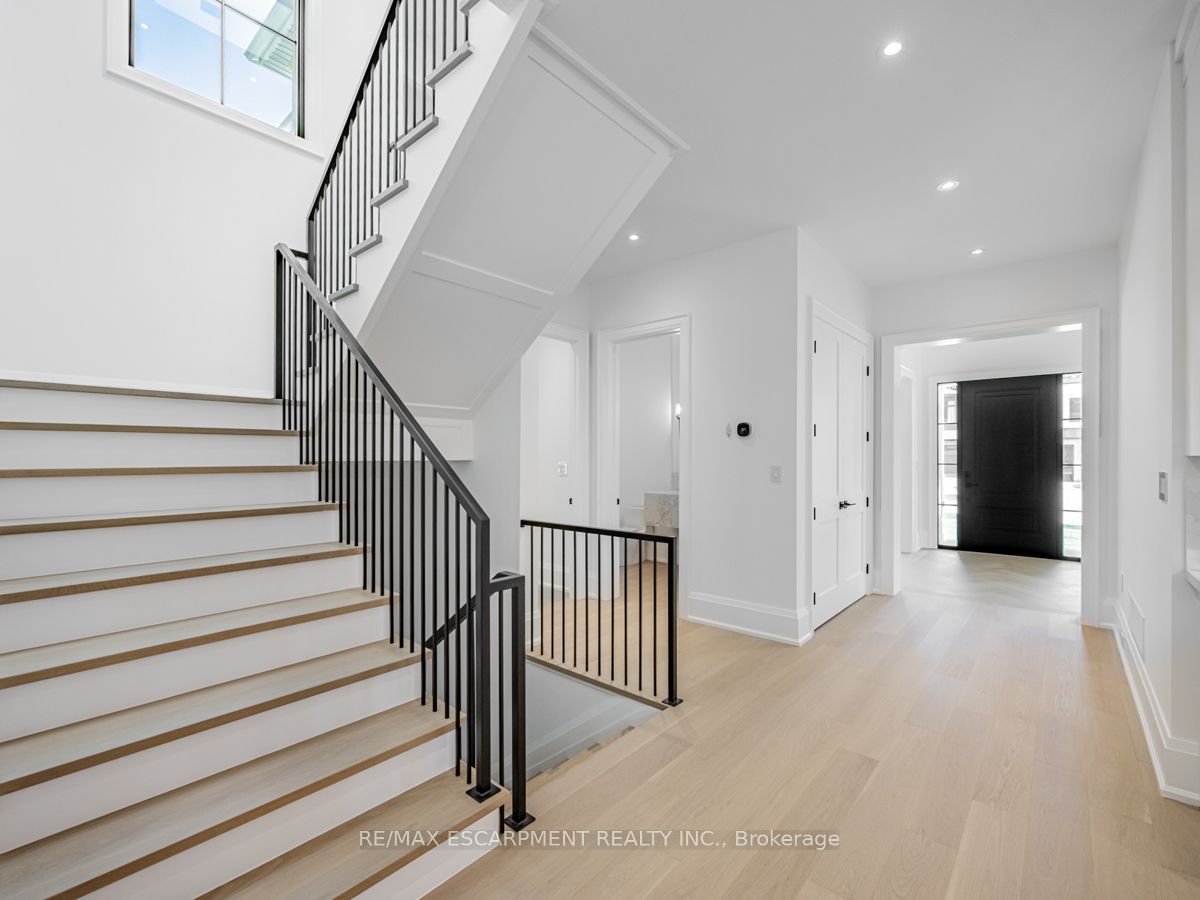 542 Warminster Drive