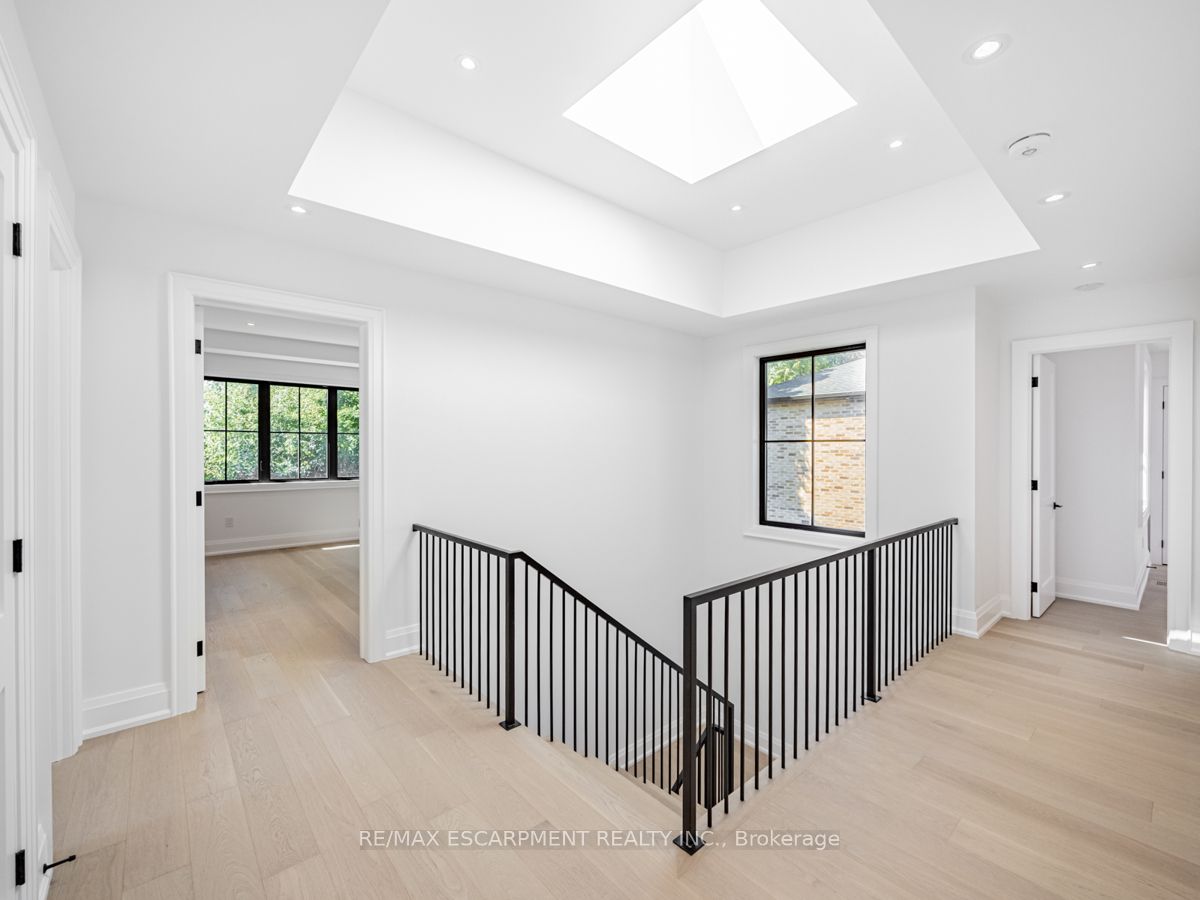 542 Warminster Drive