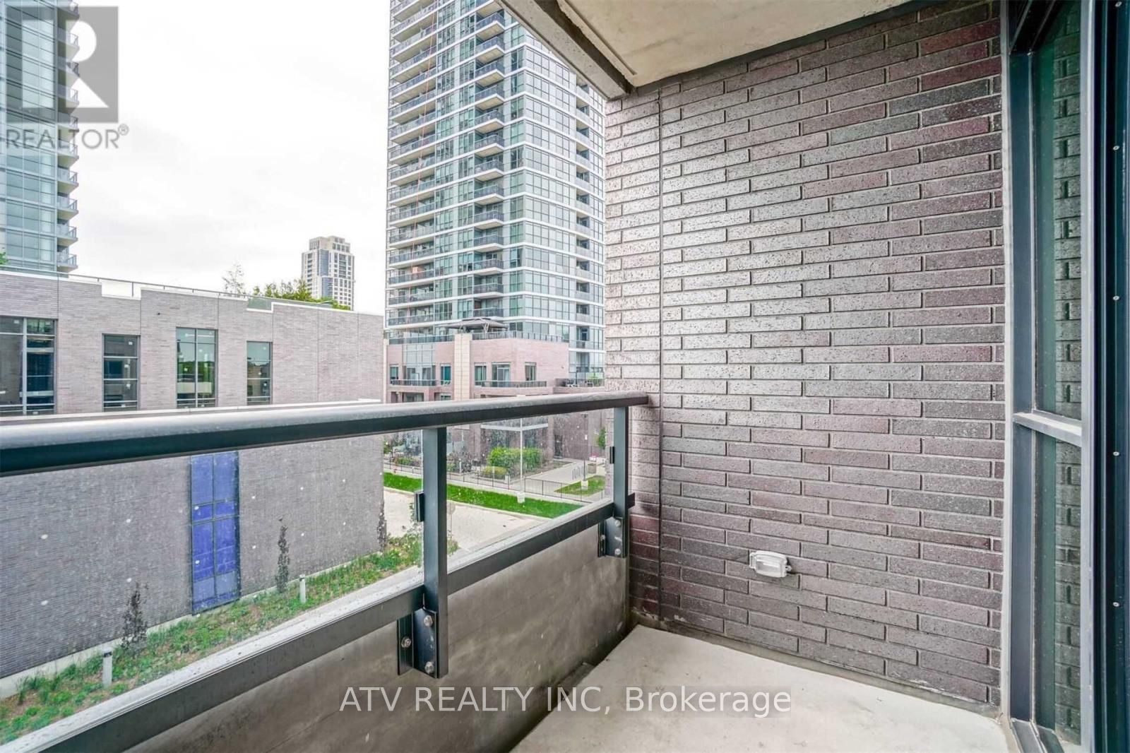26 Gibbs Road, #431