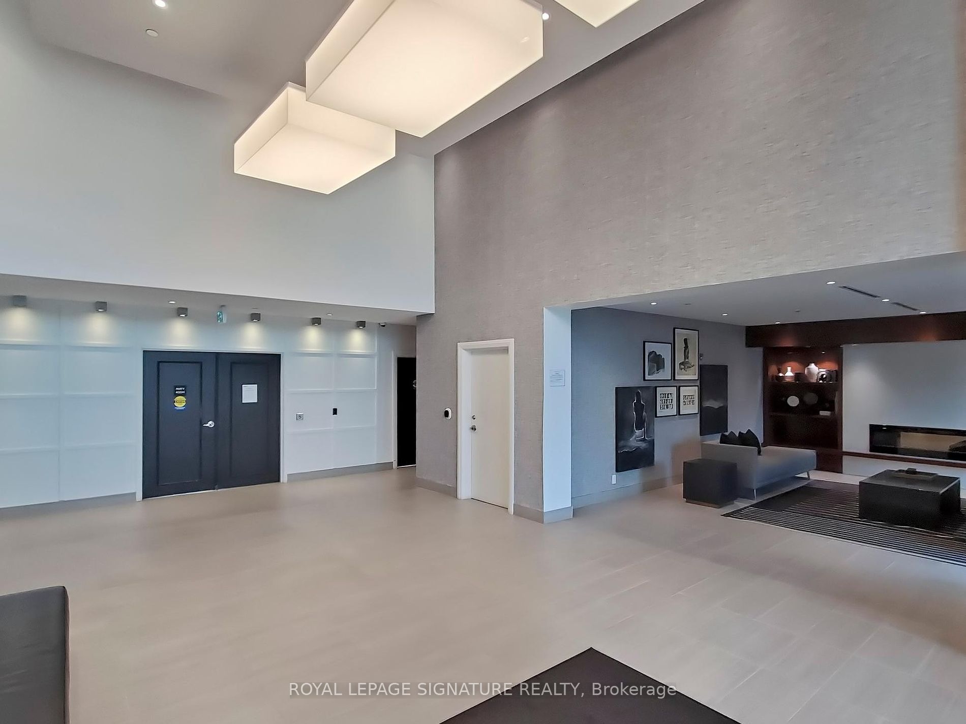 102 Grovewood Common, #405