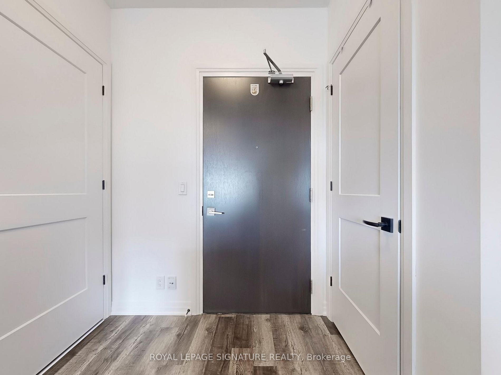 102 Grovewood Common, #405