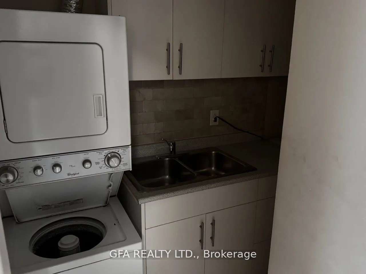 1624 Bloor Street E, #66