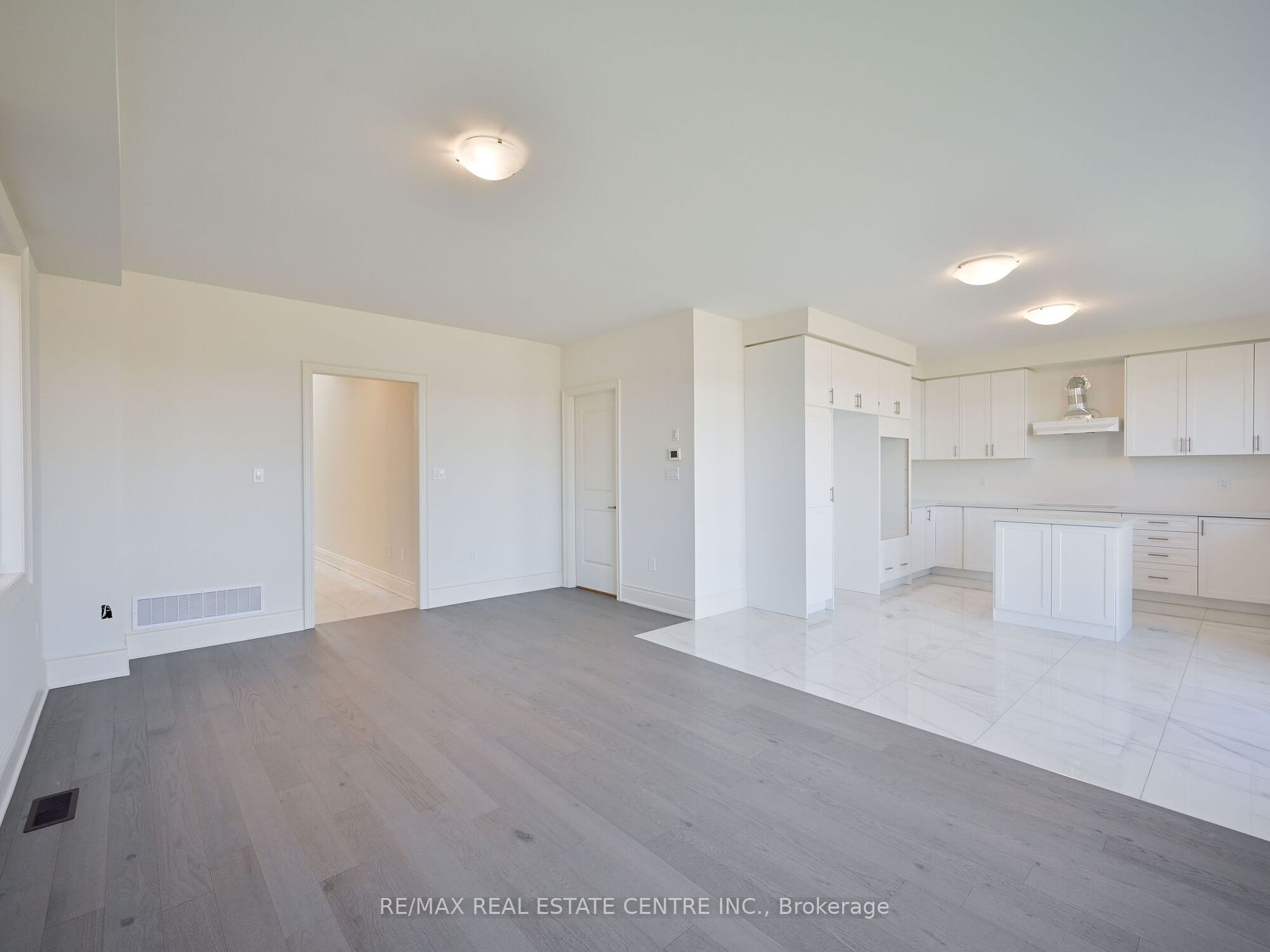 1555 Severn Drive