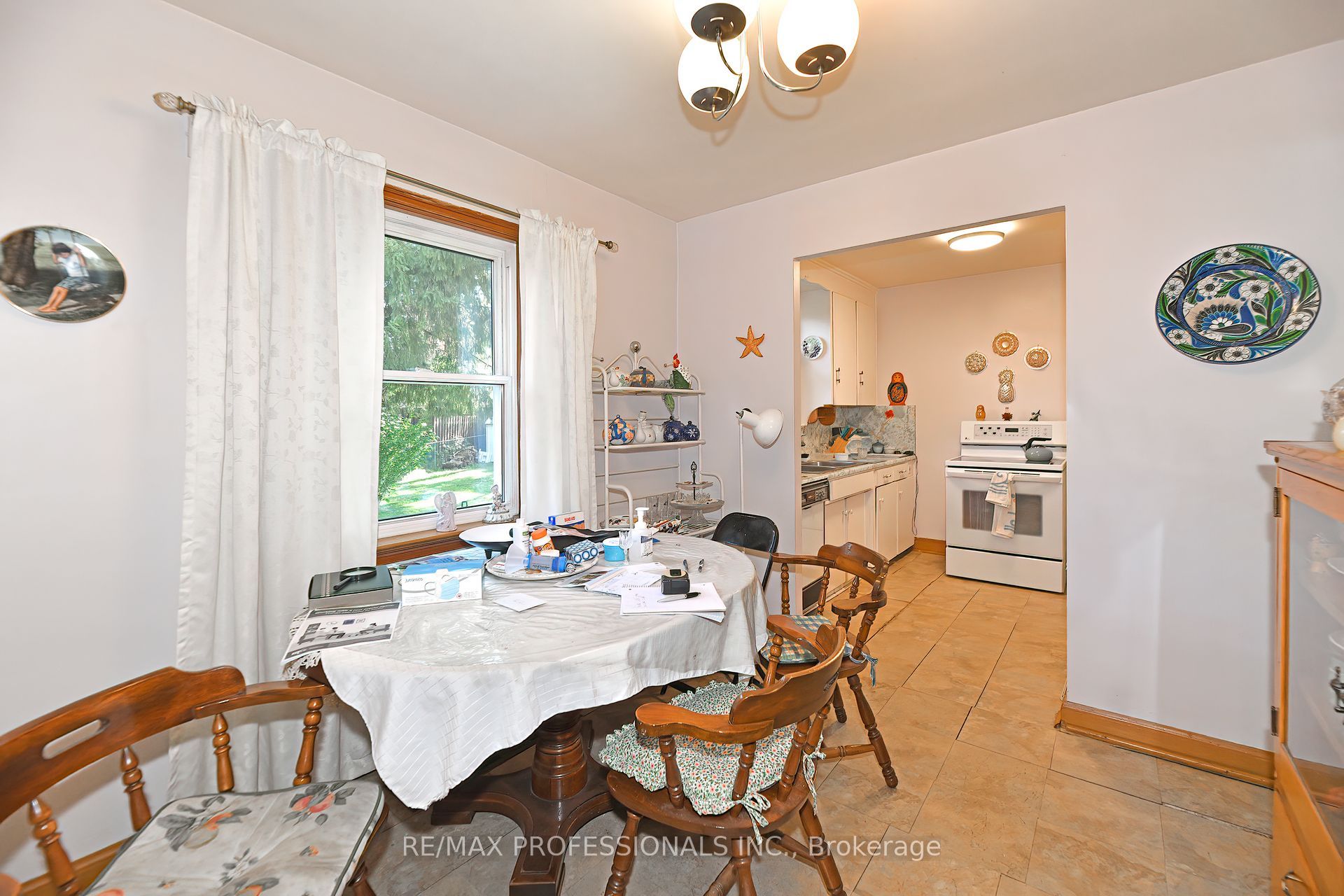 3 Sunset Avenue