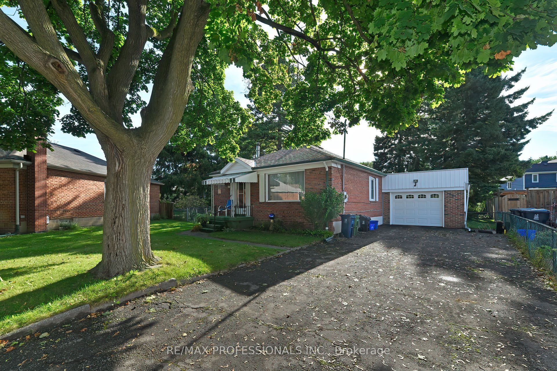 3 Sunset Avenue