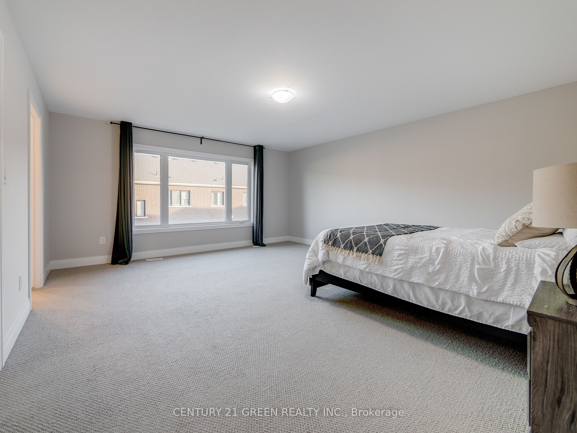 1586 Severn Drive