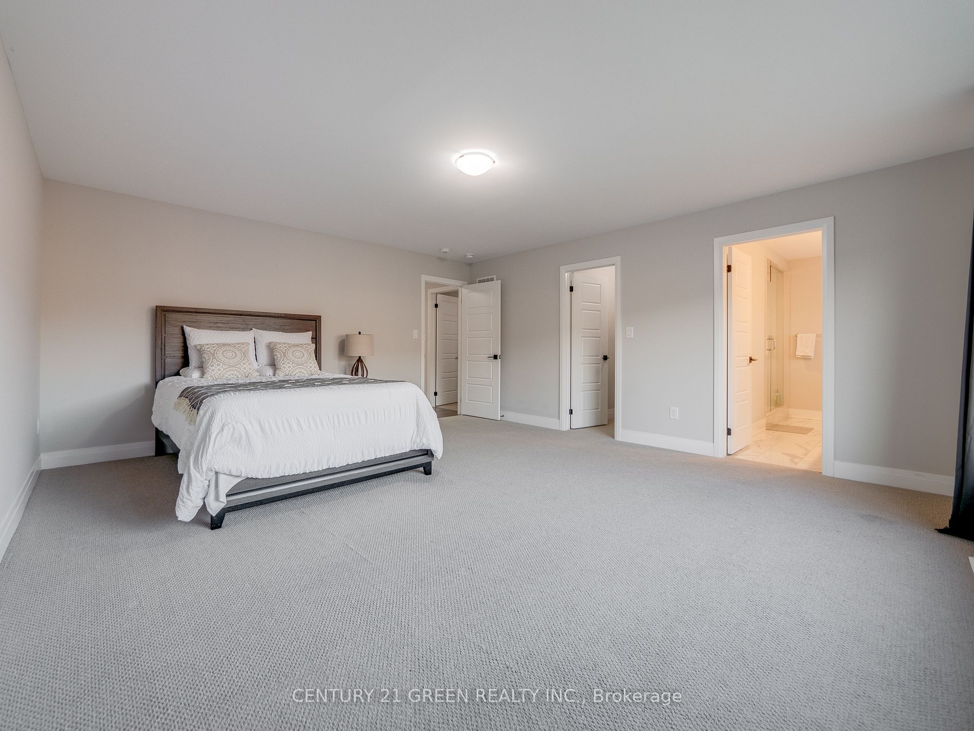 1586 Severn Drive