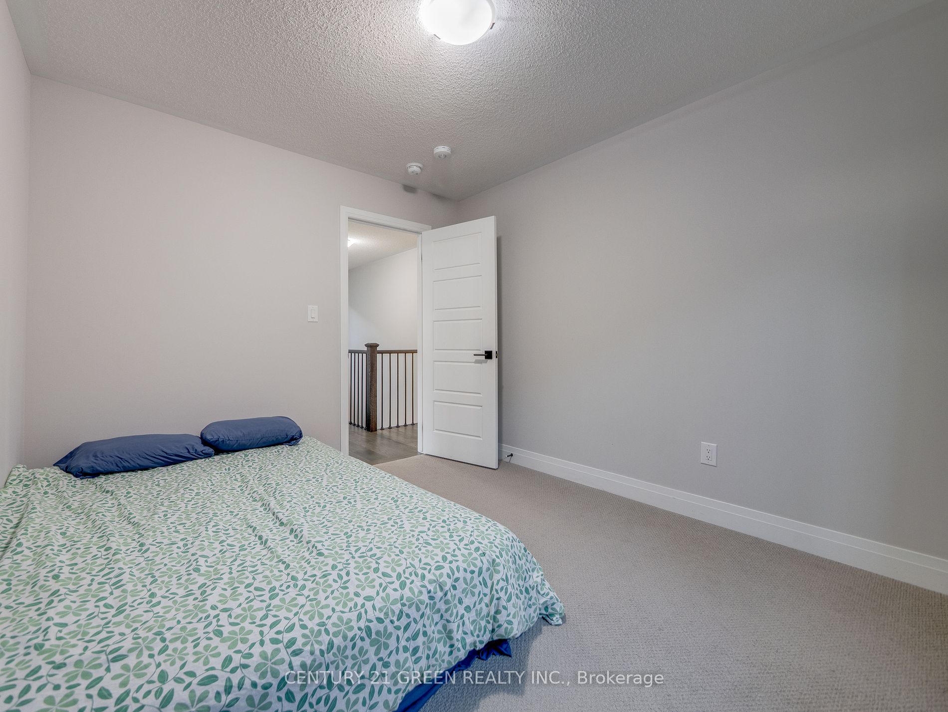 1586 Severn Drive