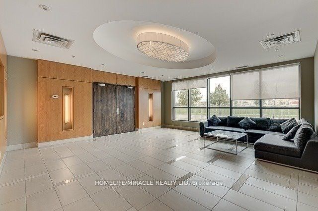 840 Queens Plate Drive #312