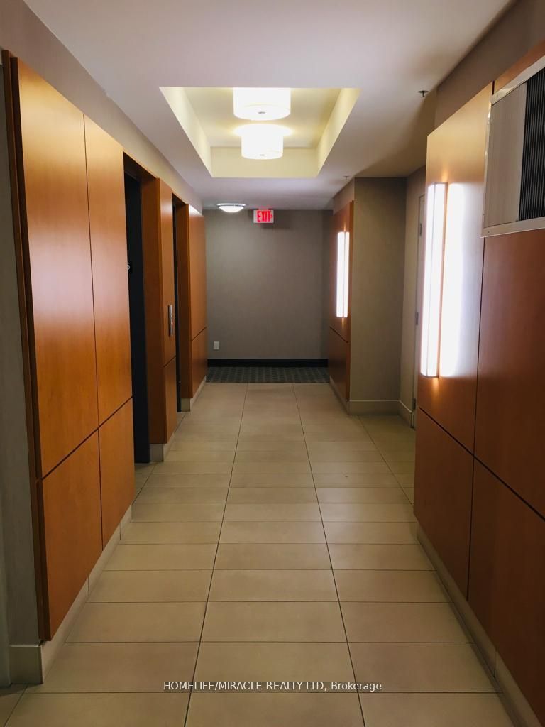 840 Queens Plate Drive #312