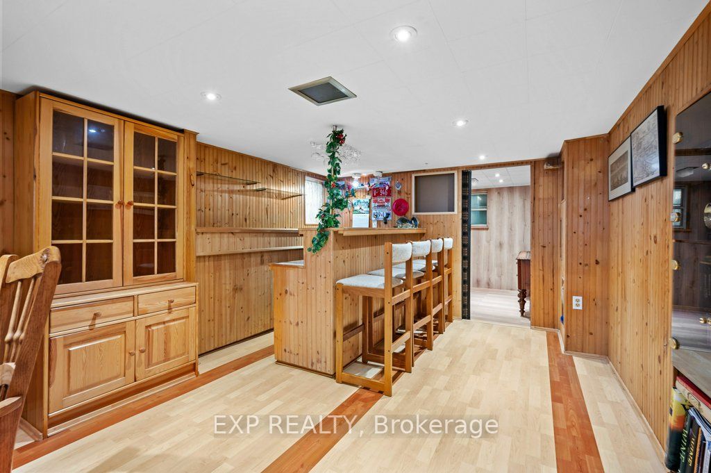 27 Stock Avenue