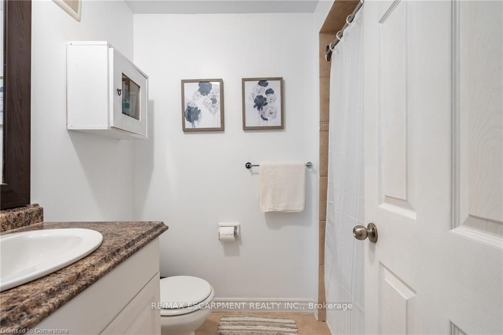 657 Francis Road, #3