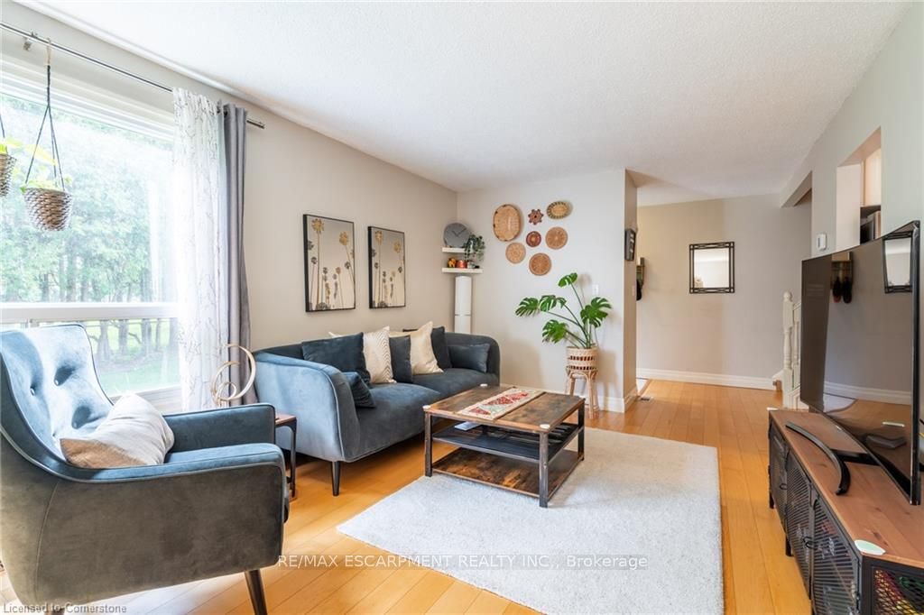 657 Francis Road, #3
