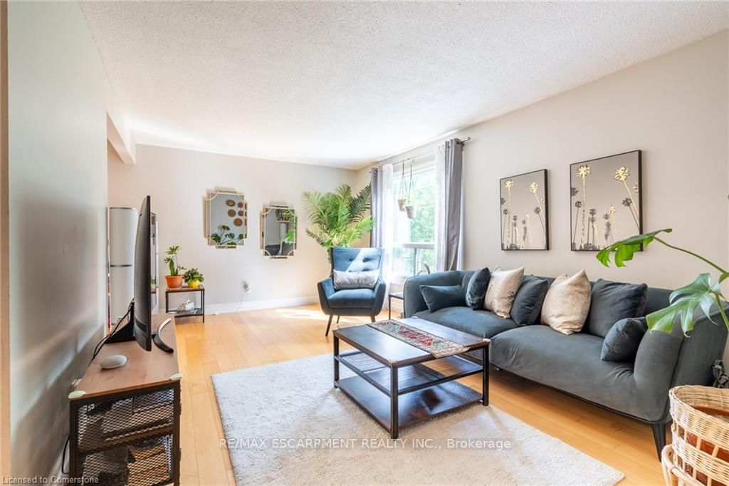 657 Francis Road, #3