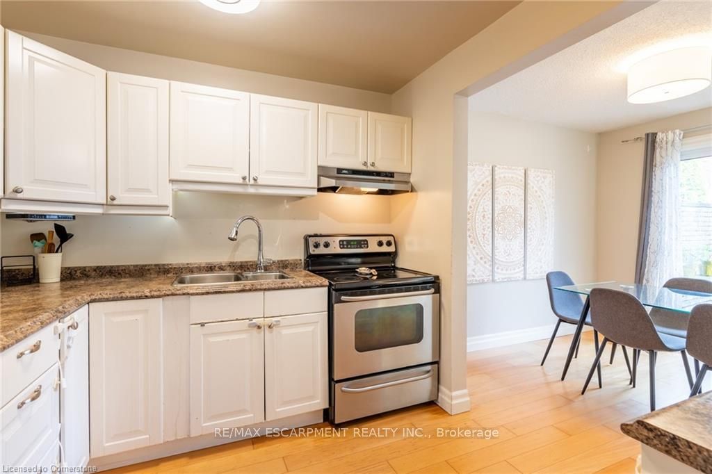 657 Francis Road, #3