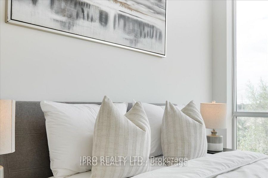 3028 Creekshore Common, #111