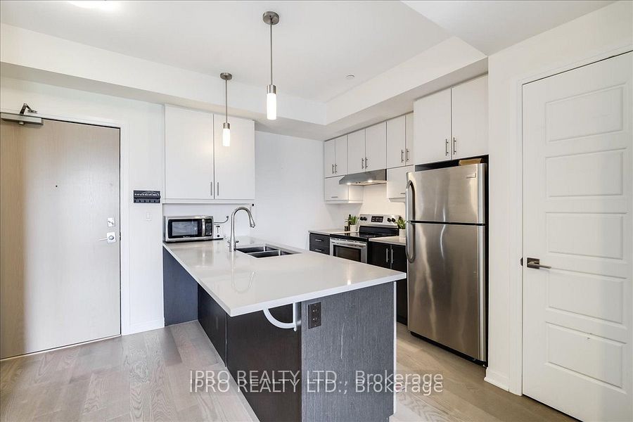3028 Creekshore Common, #111