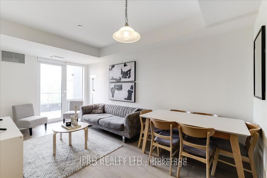 3028 Creekshore Common, #111
