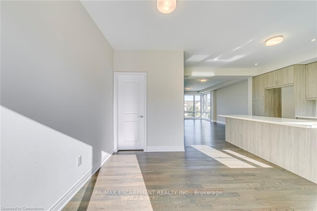 2273 Turnberry Road, #8