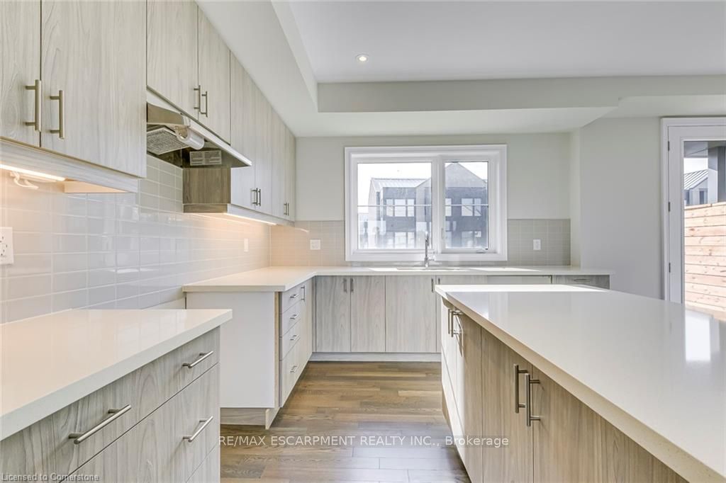 2273 Turnberry Road, #8