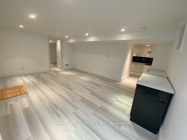 17 Crescent Hill