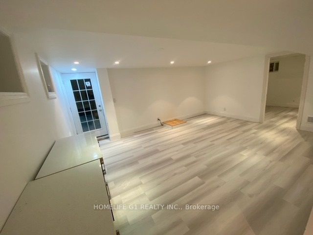 17 Crescent Hill