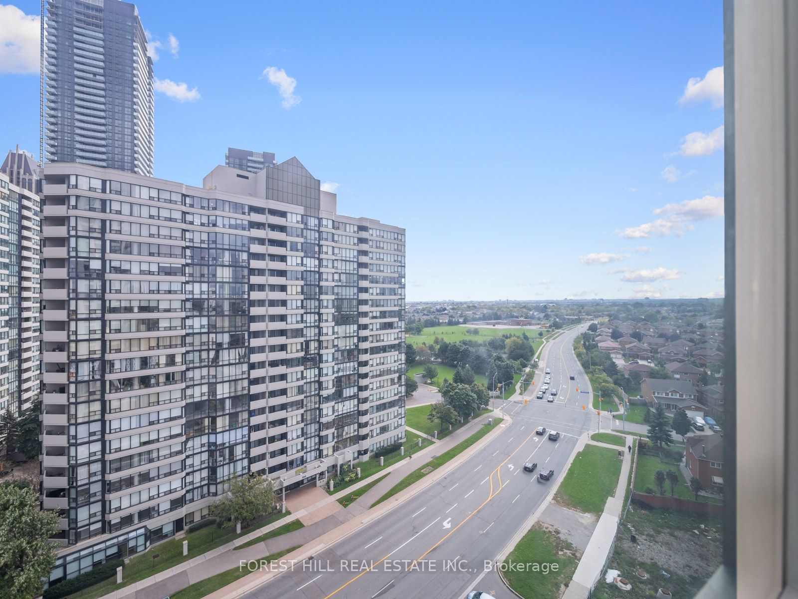 335 Rathburn Road W #1510