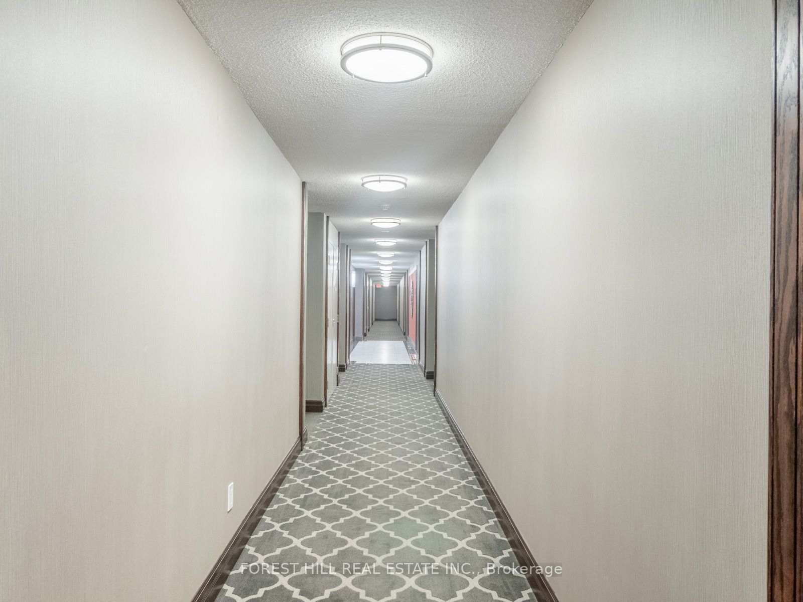 335 Rathburn Road W #1510
