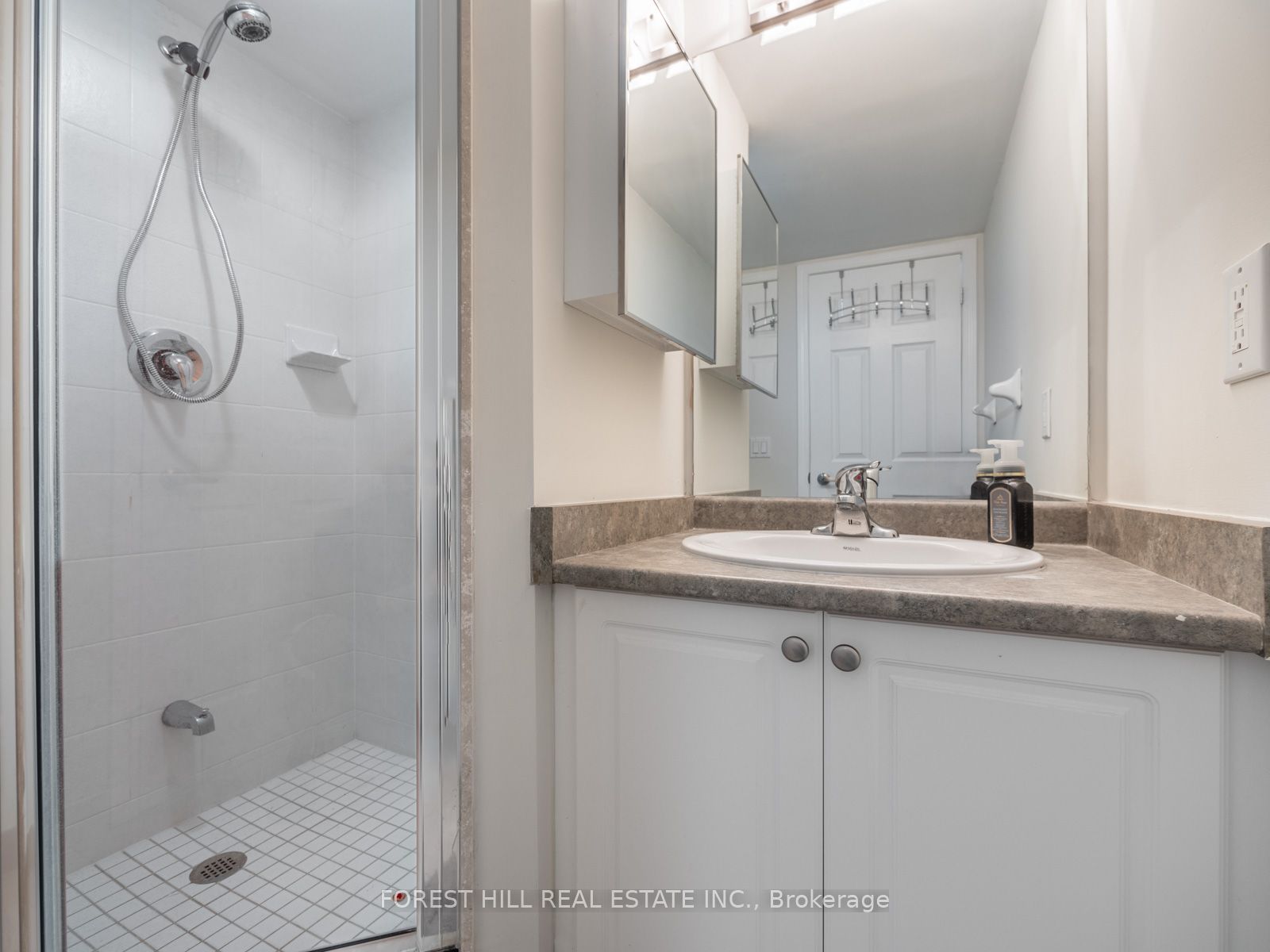 335 Rathburn Road W #1510