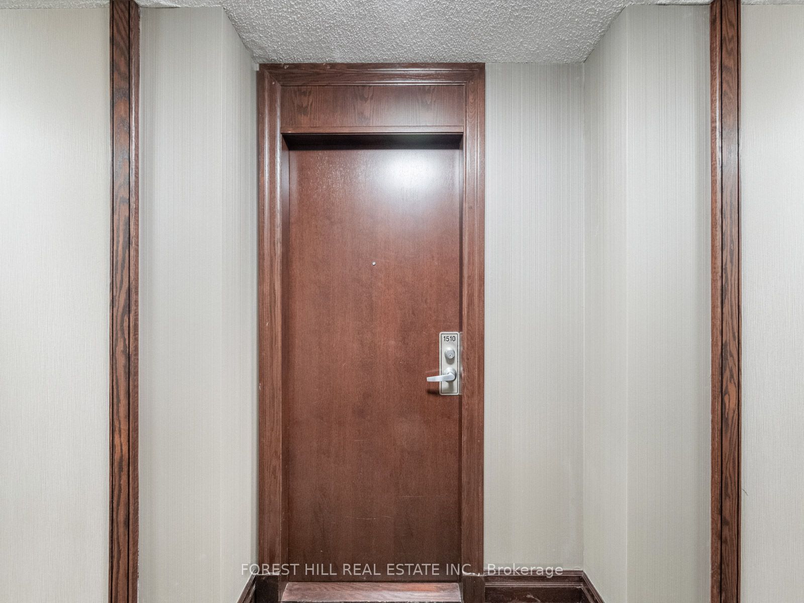 335 Rathburn Road W #1510