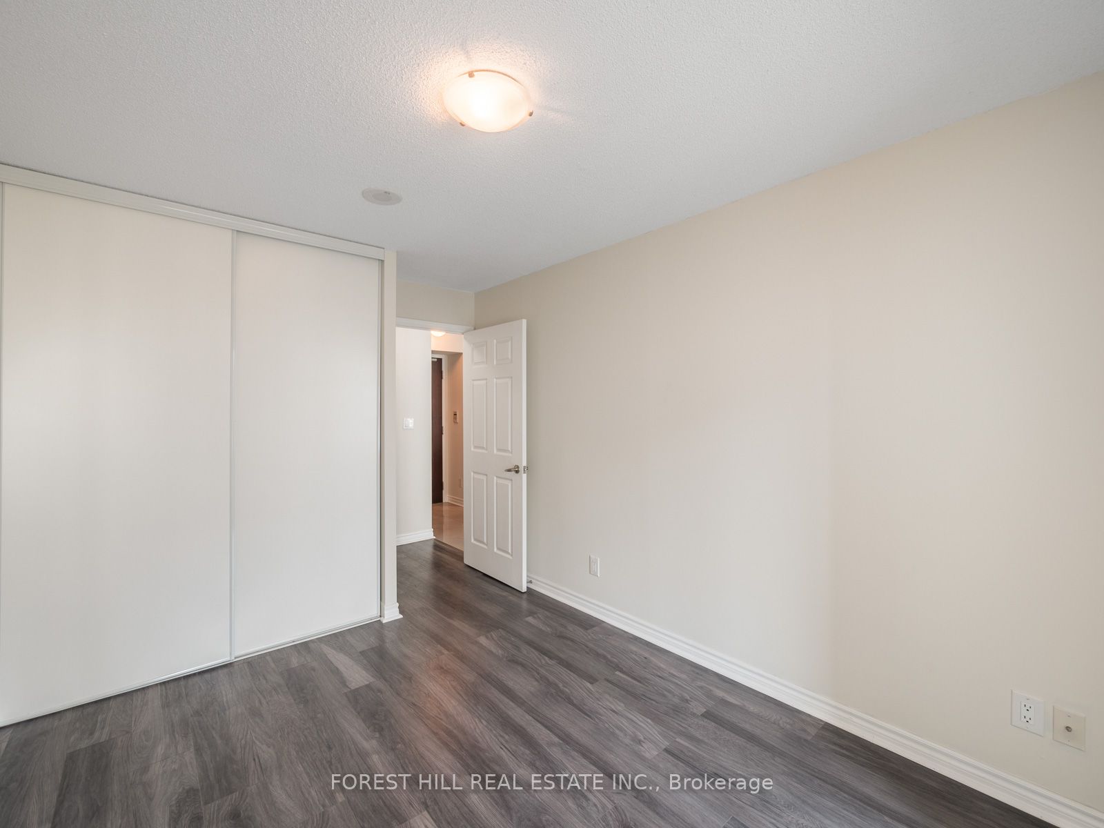 335 Rathburn Road W #1510