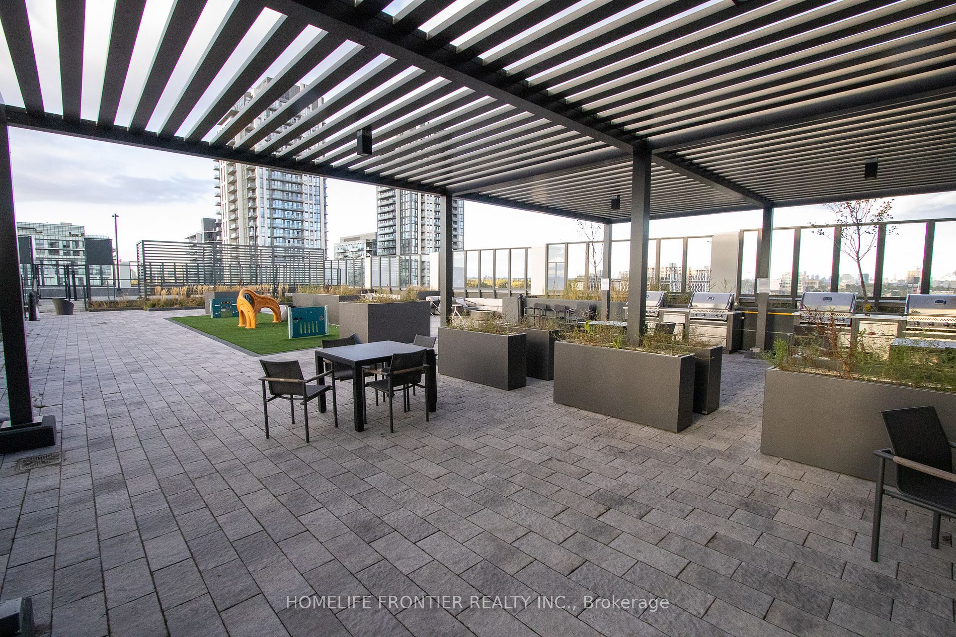 36 Zorra Street #211