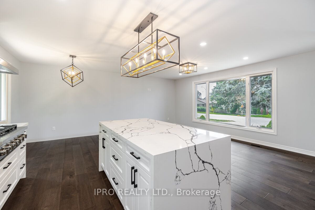295 Sandwell Drive