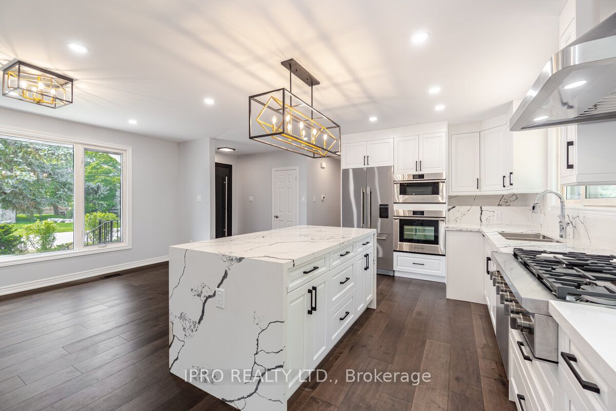 295 Sandwell Drive