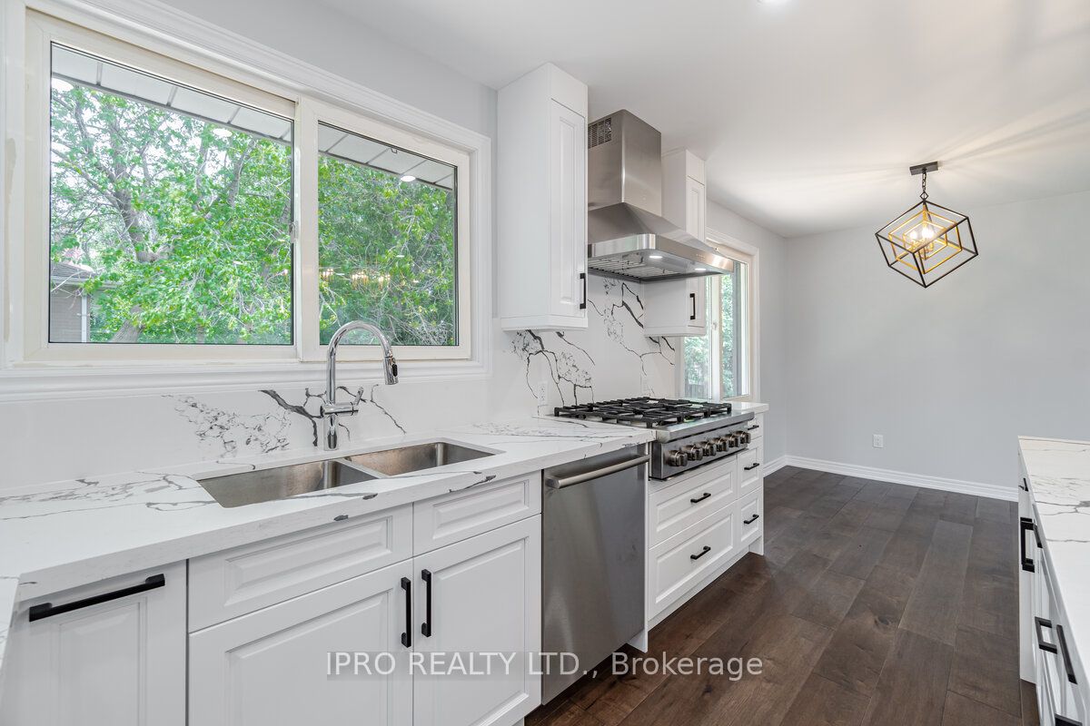 295 Sandwell Drive