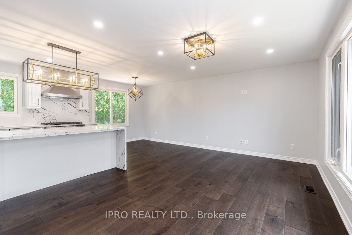 295 Sandwell Drive