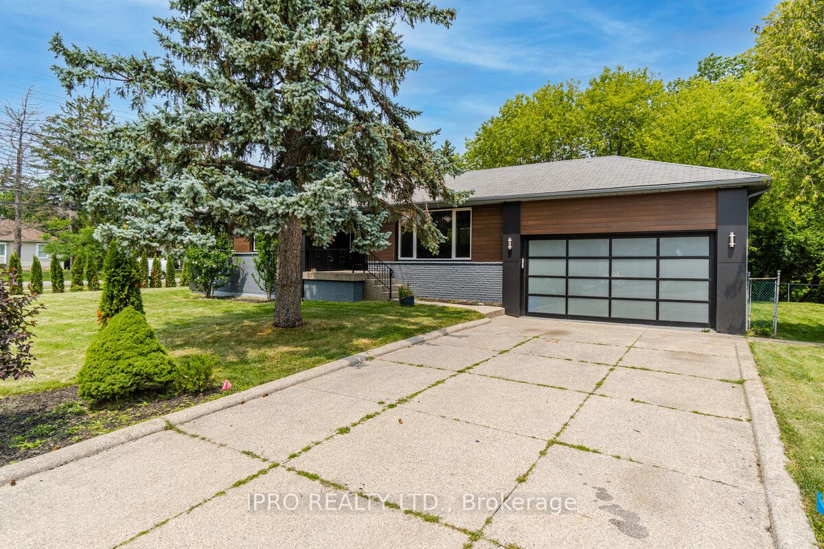 295 Sandwell Drive